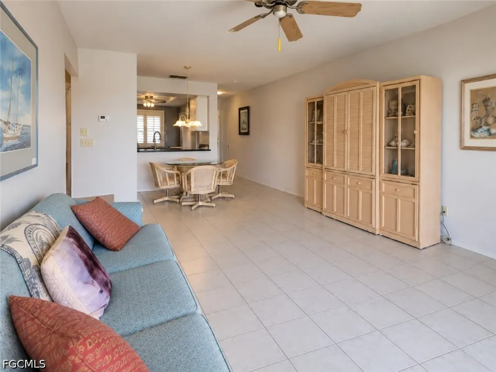 Caravel Circle #308 Fort Myers, FL 33908