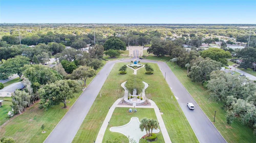 2320 BRISBANE STREET #44 Clearwater, FL 33763