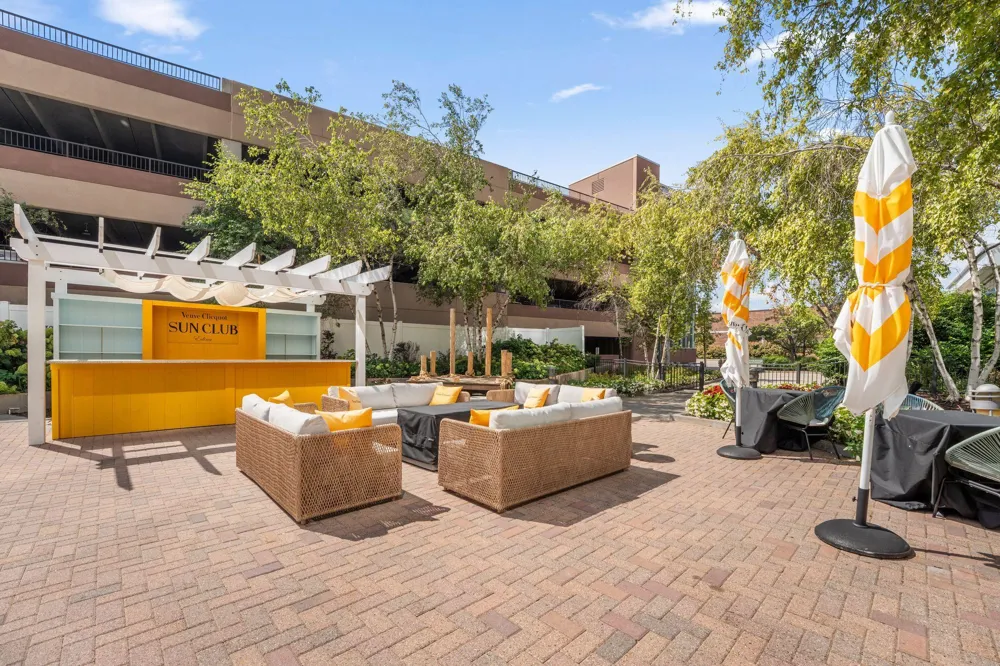 3209 Galleria #1003 Edina, MN 55435