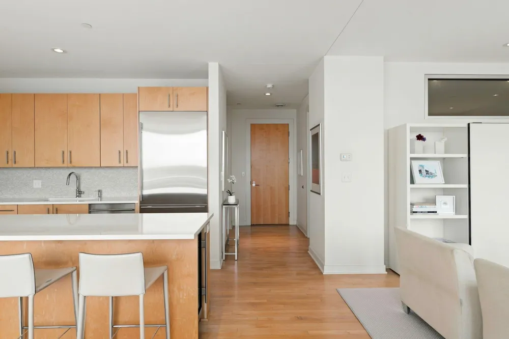 3209 Galleria #1003 Edina, MN 55435