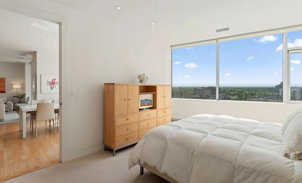 3209 Galleria #1003 Edina, MN 55435