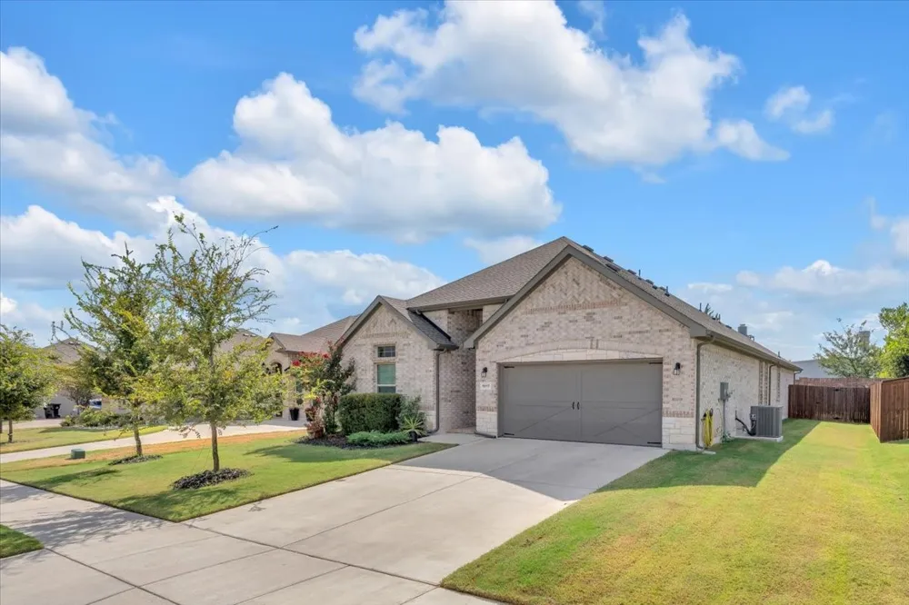 1017 Fairhaven Drive Midlothian, TX 76065
