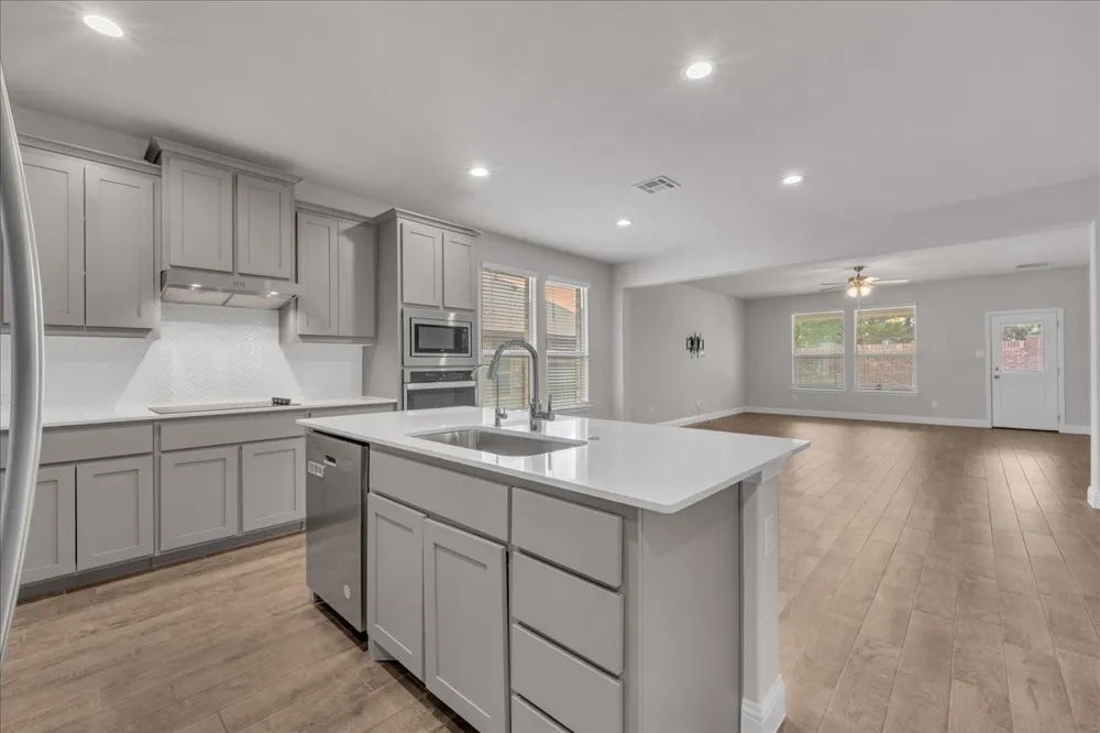 1017 Fairhaven Drive Midlothian, TX 76065
