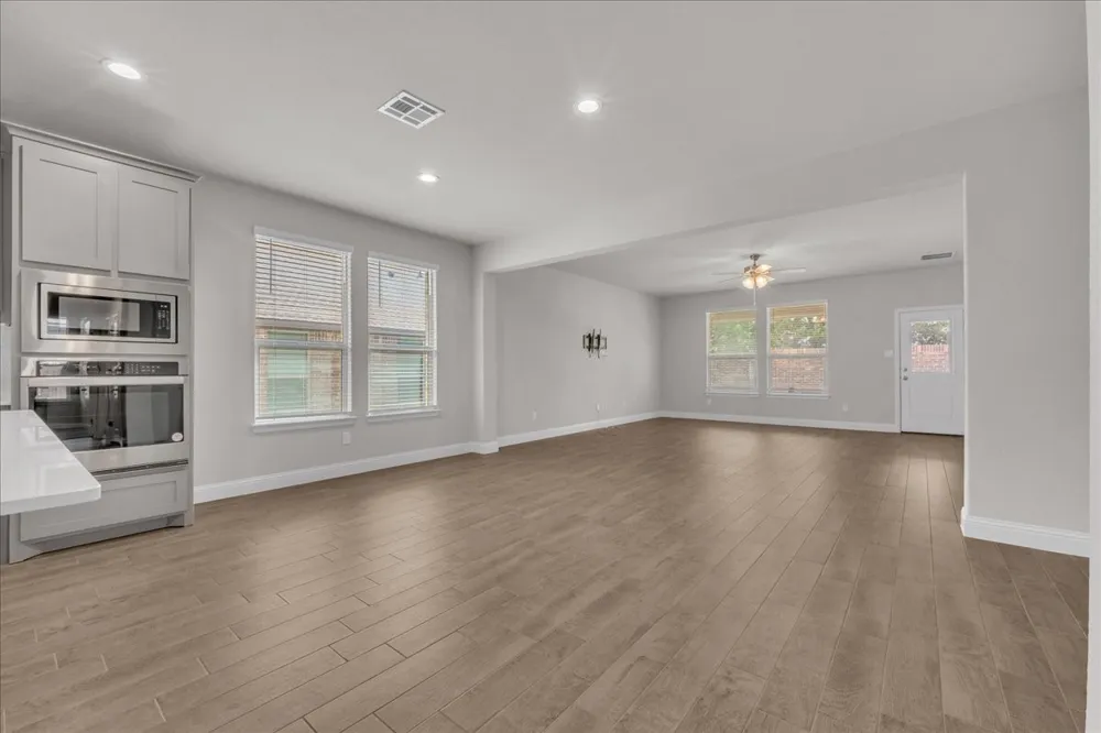 1017 Fairhaven Drive Midlothian, TX 76065