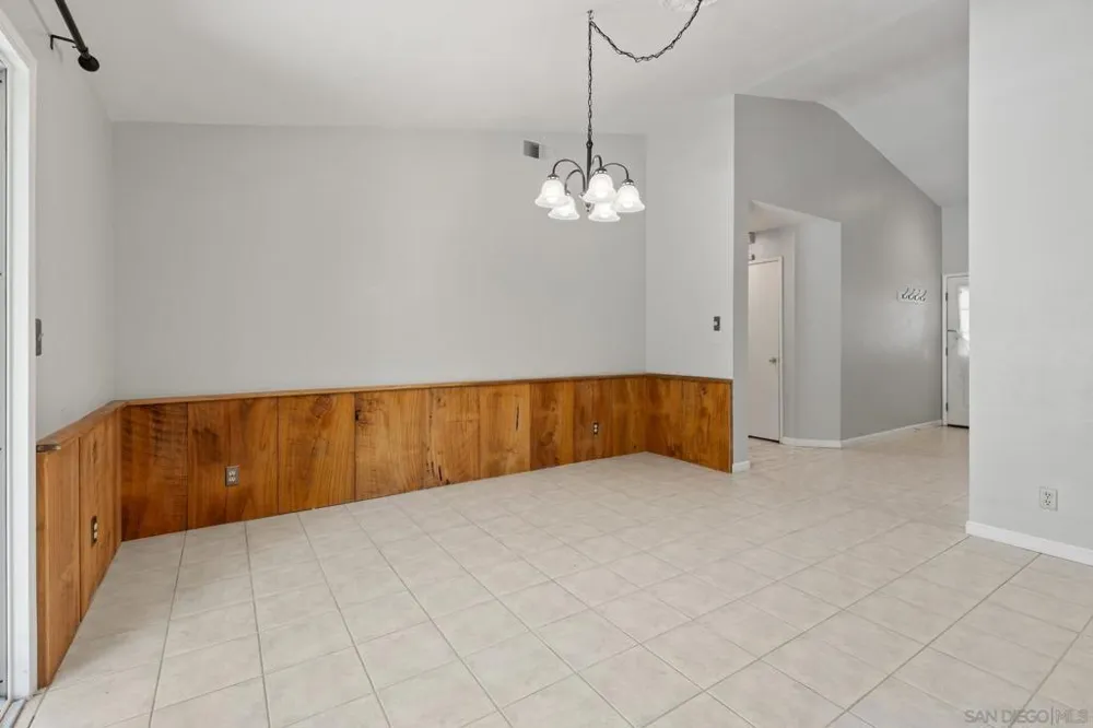 898 Yosemite Chico, CA 95928