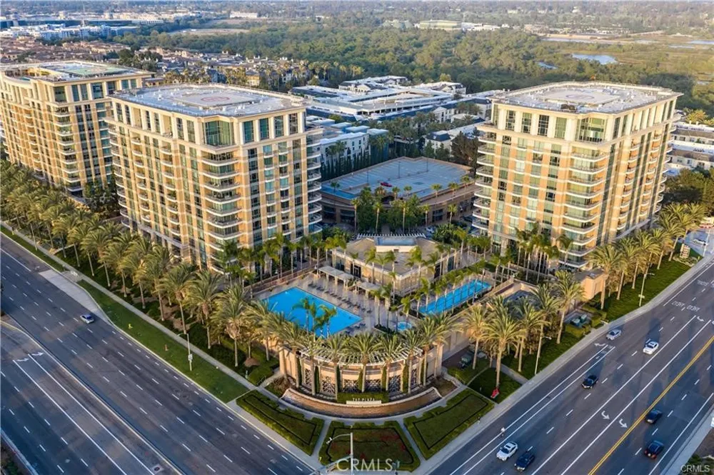 5104 Scholarship Irvine, CA 92612