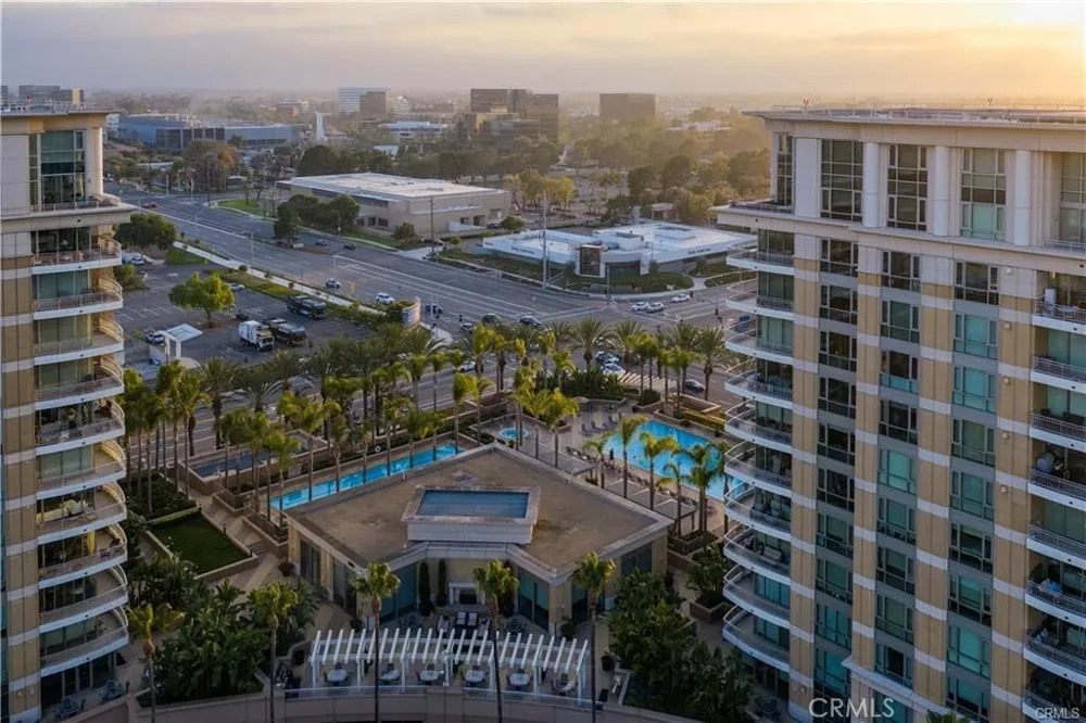 5104 Scholarship Irvine, CA 92612