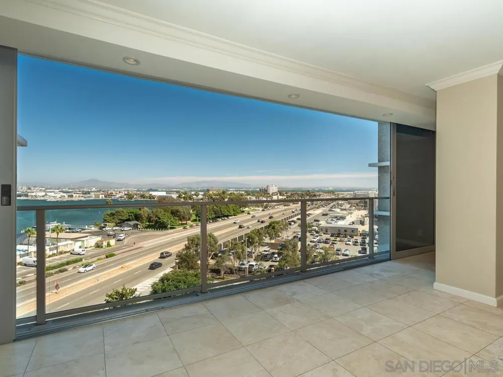 1820 Avenida del Mundo #706 Coronado, CA 92118