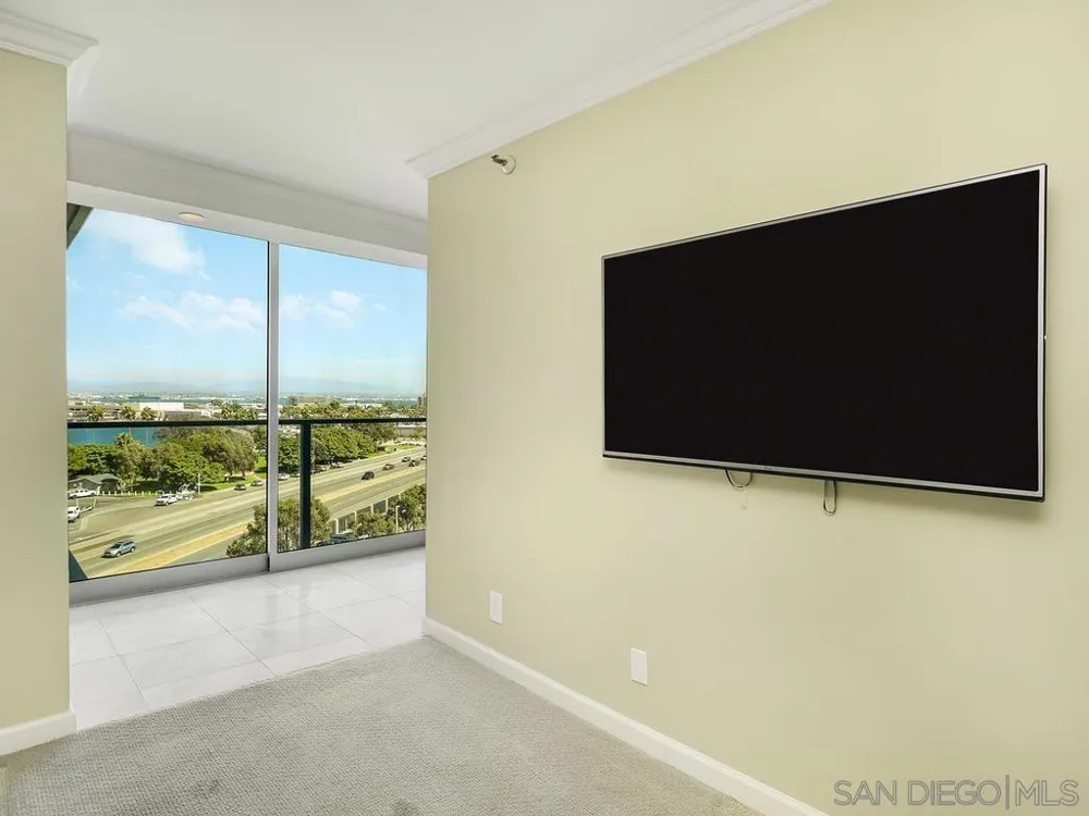 1820 Avenida del Mundo #706 Coronado, CA 92118