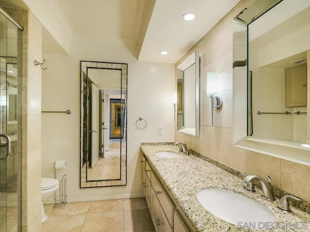 1820 Avenida del Mundo #706 Coronado, CA 92118