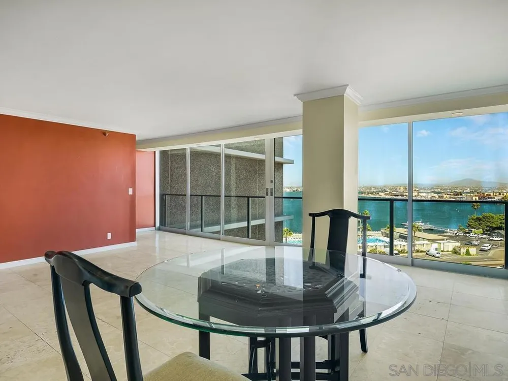 1820 Avenida del Mundo #706 Coronado, CA 92118