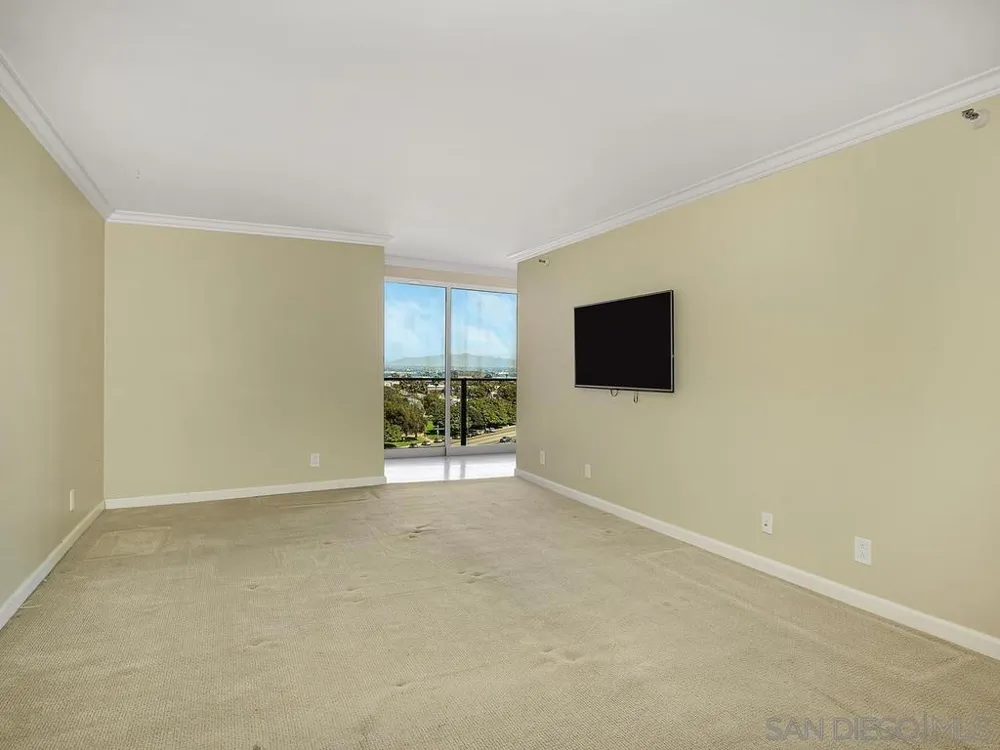 1820 Avenida del Mundo #706 Coronado, CA 92118