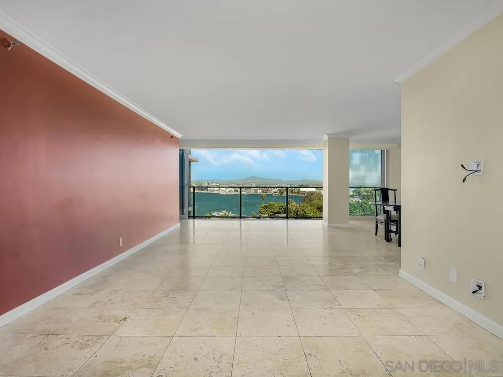 1820 Avenida del Mundo #706 Coronado, CA 92118