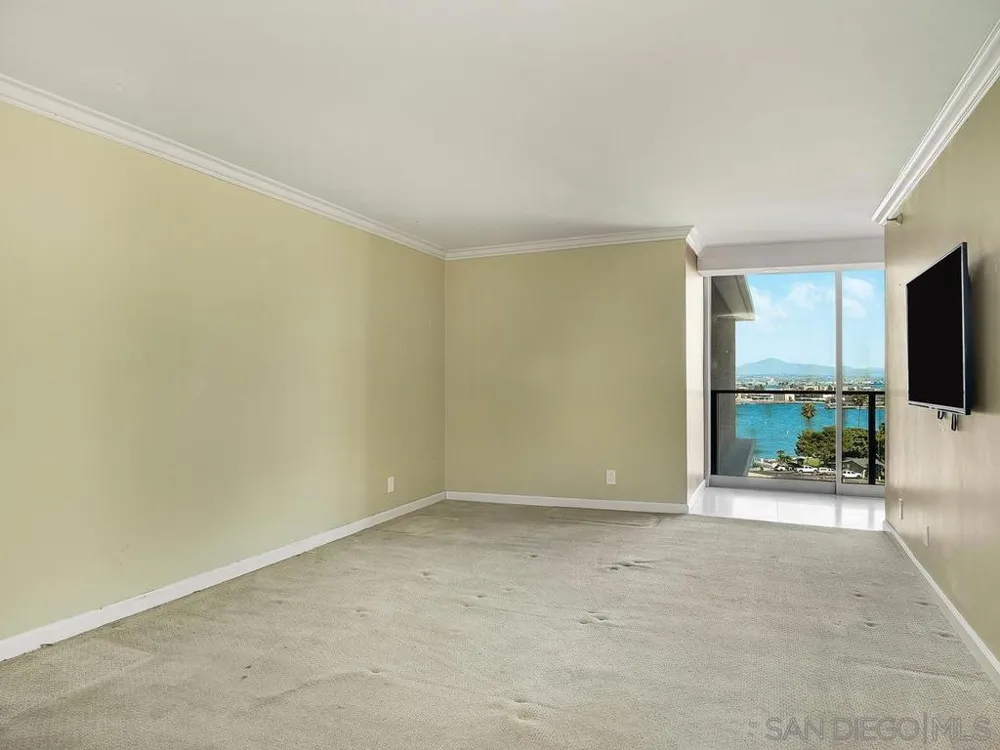 1820 Avenida del Mundo #706 Coronado, CA 92118