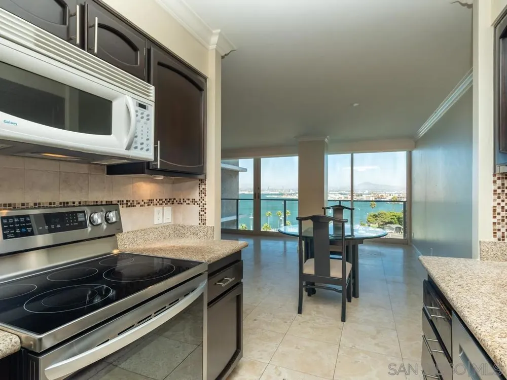 1820 Avenida del Mundo #706 Coronado, CA 92118