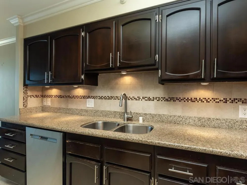 1820 Avenida del Mundo #706 Coronado, CA 92118