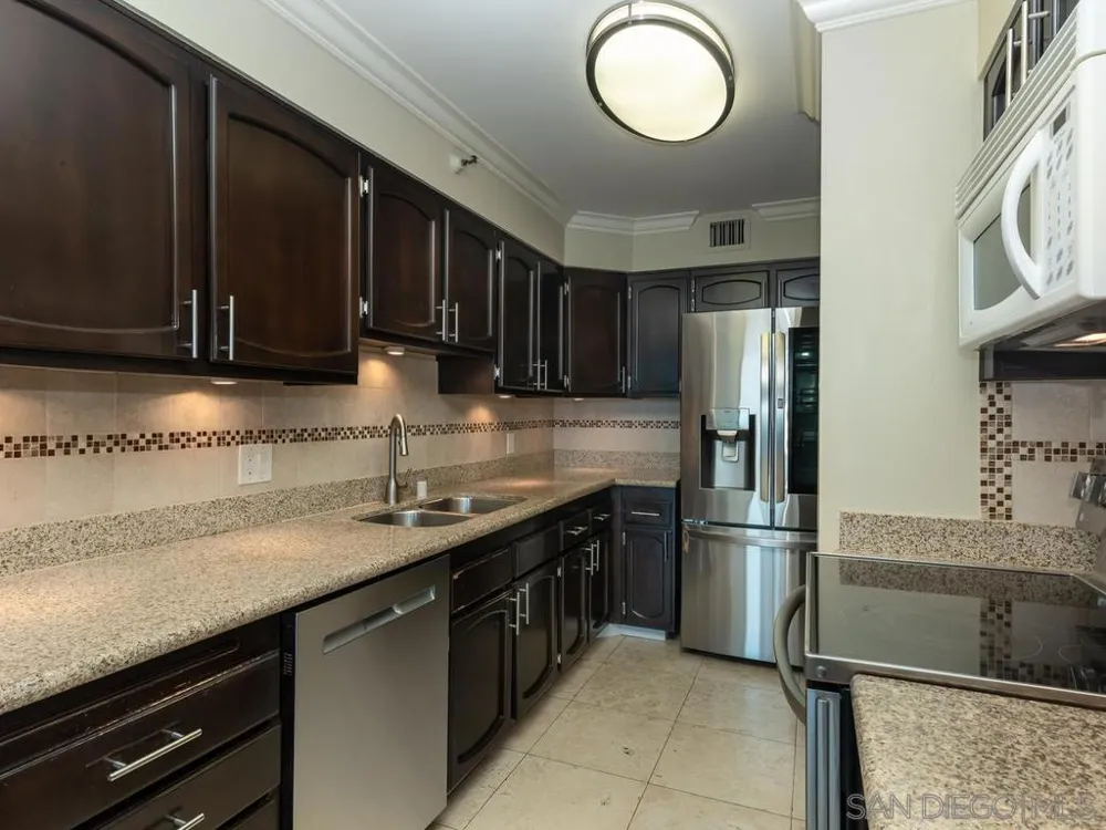 1820 Avenida del Mundo #706 Coronado, CA 92118