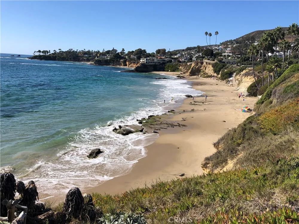 455 Myrtle #B Laguna Beach, CA 92651
