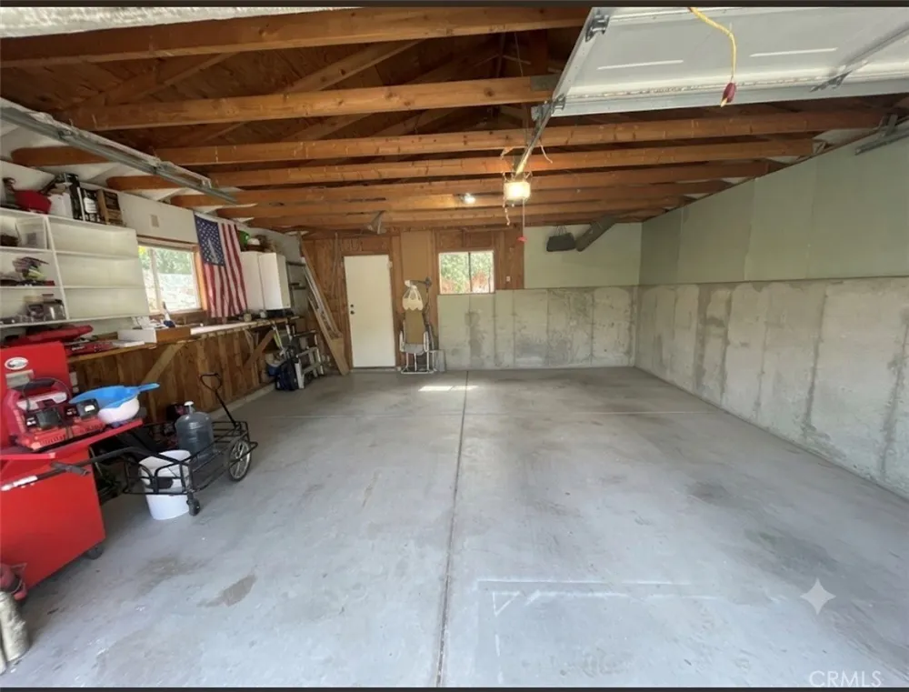 17713 Valley Lake Hughes, CA 93532