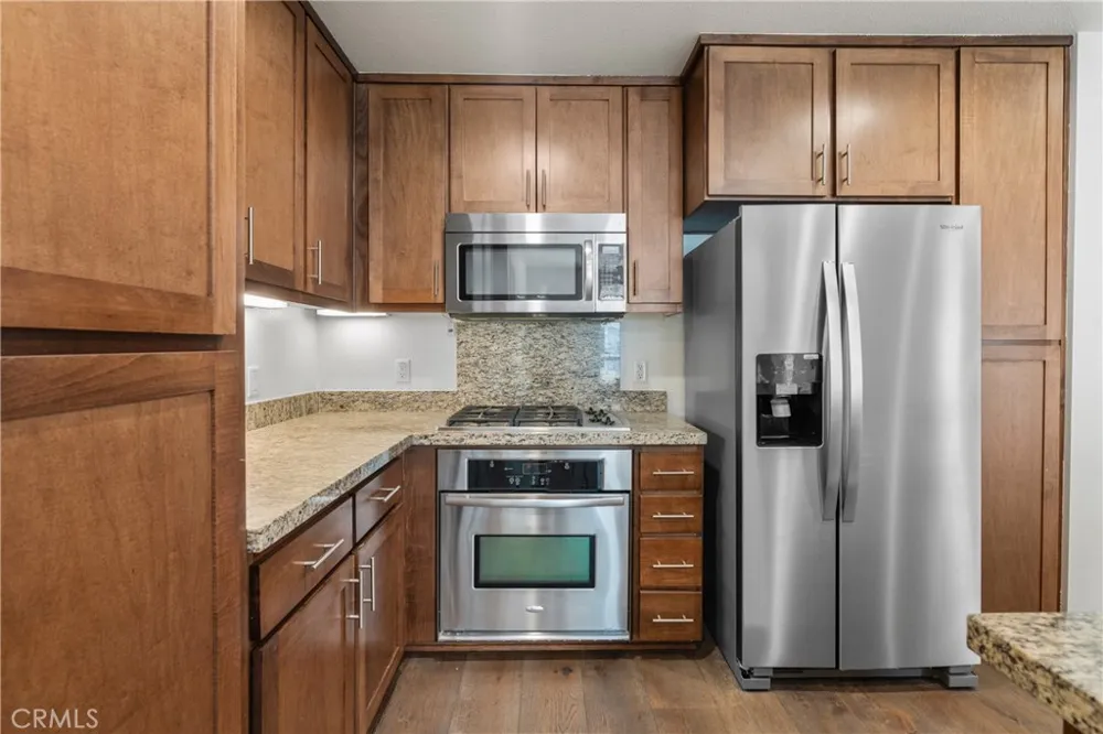 21301 Erwin Street #351 Woodland Hills, CA 91367
