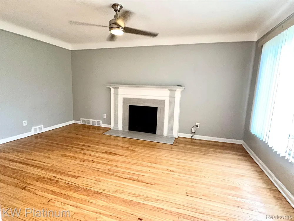 18968 Tracey Street Detroit City, MI 48235