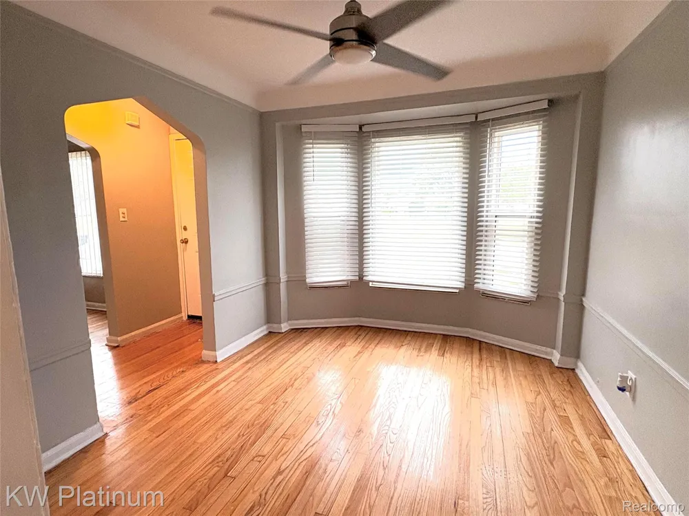 18968 Tracey Street Detroit City, MI 48235