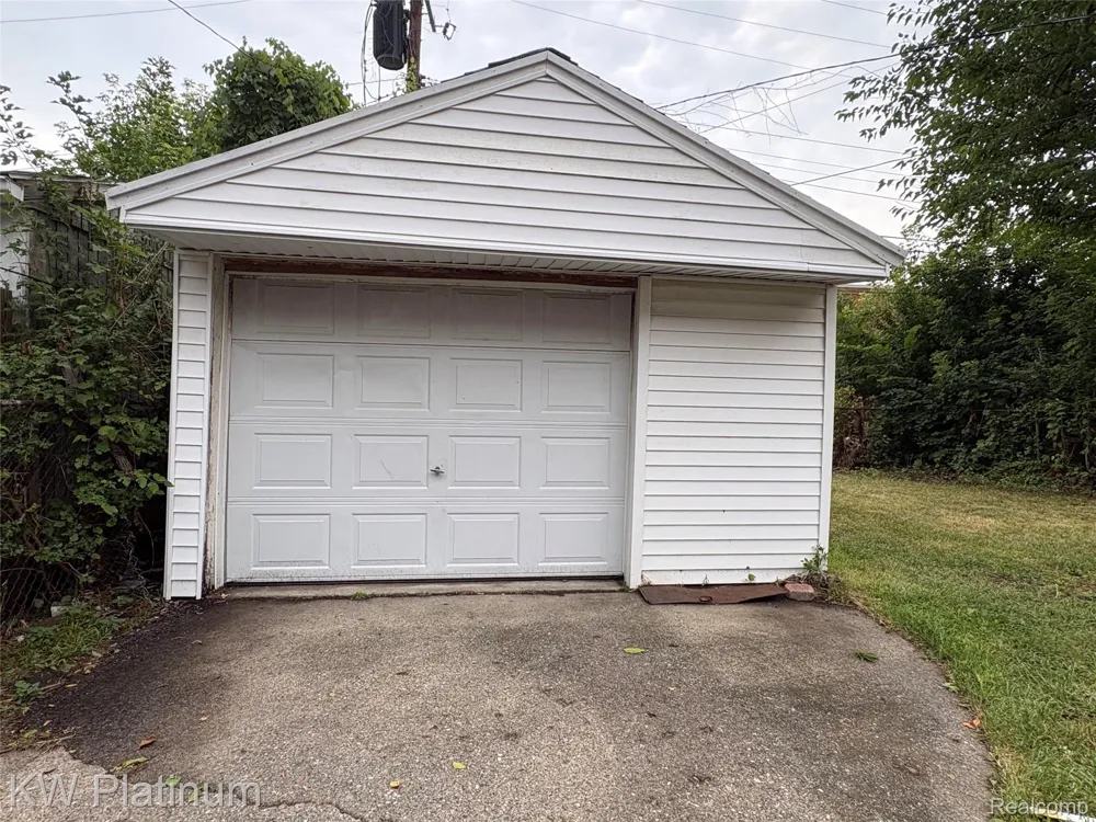 18968 Tracey Street Detroit City, MI 48235