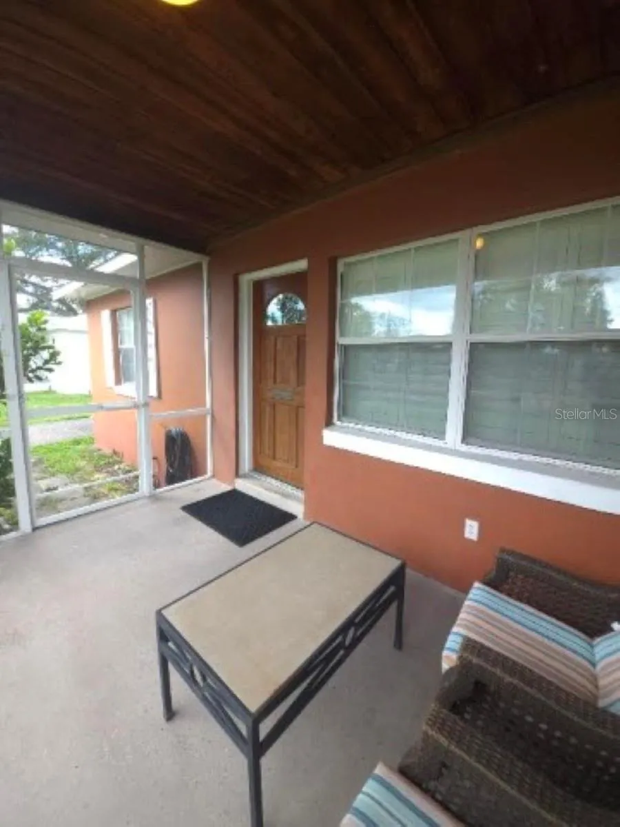 3903 W MORRISON AVENUE Tampa, FL 33629