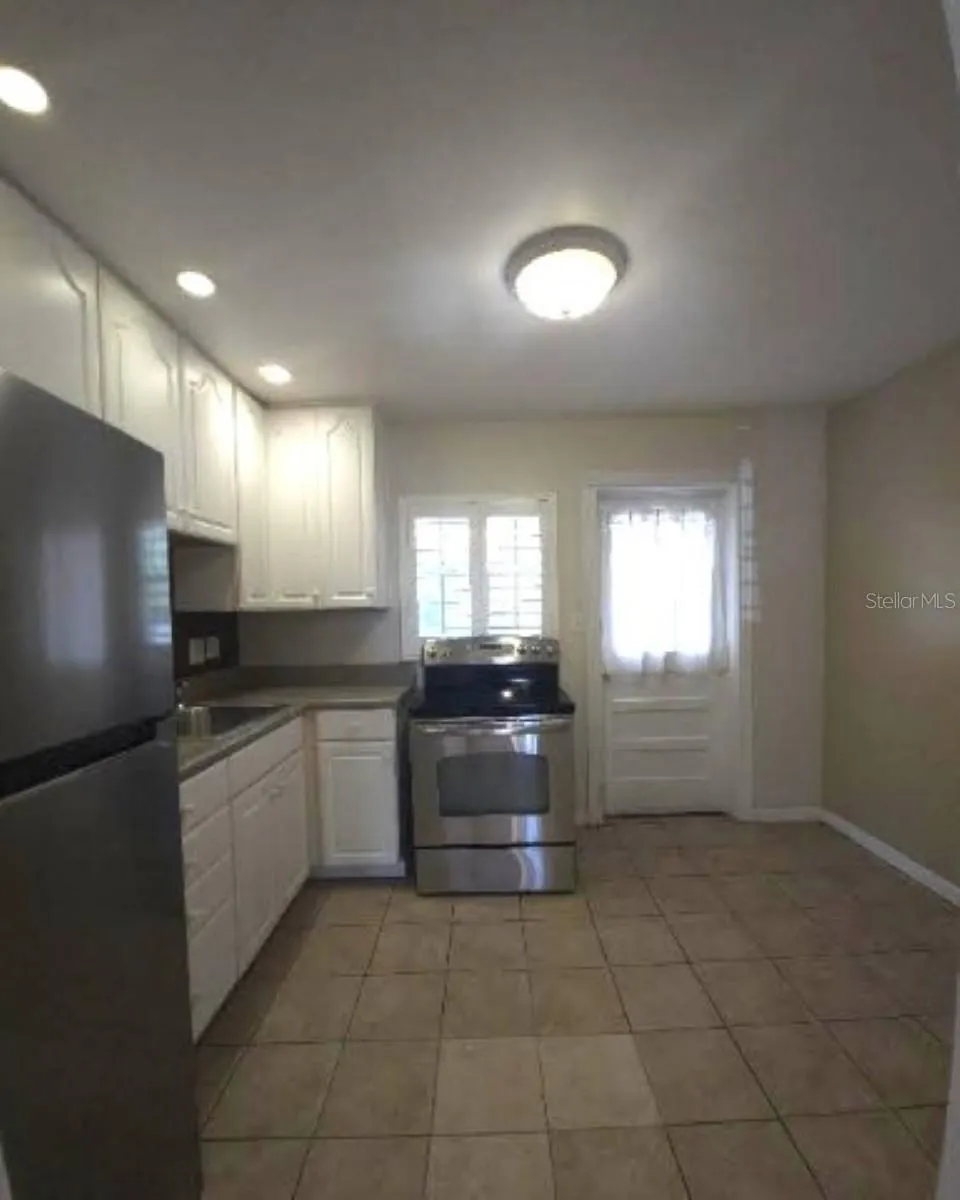 3903 W MORRISON AVENUE Tampa, FL 33629