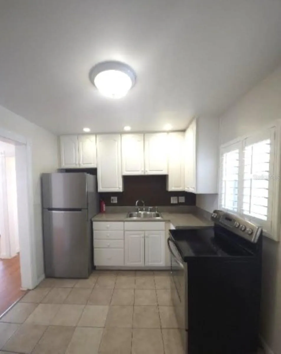 3903 W MORRISON AVENUE Tampa, FL 33629