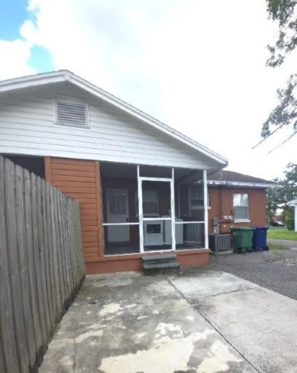 3903 W MORRISON AVENUE Tampa, FL 33629