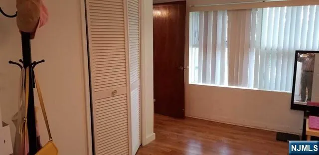 536 Nordhoff Drive Leonia, NJ 07605
