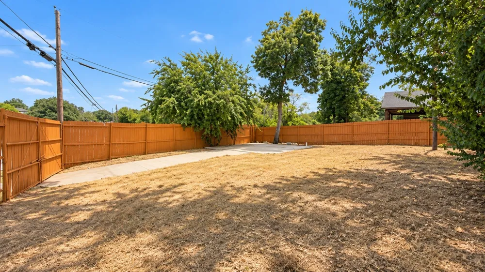 3105 Brincrest Drive Farmers Branch, TX 75234
