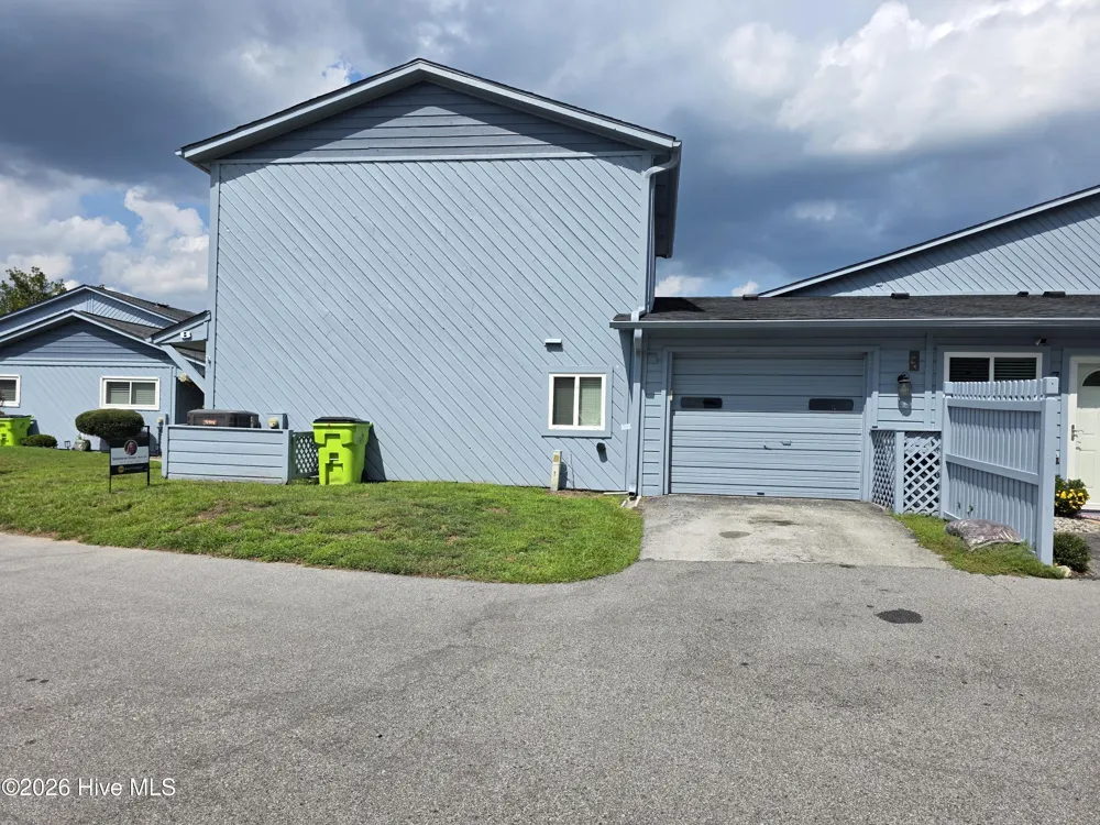 8 Harbour Walk #8 New Bern, NC 28562