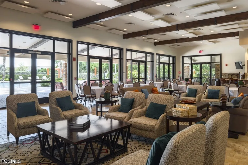 Maggiore Court Naples, FL 34114
