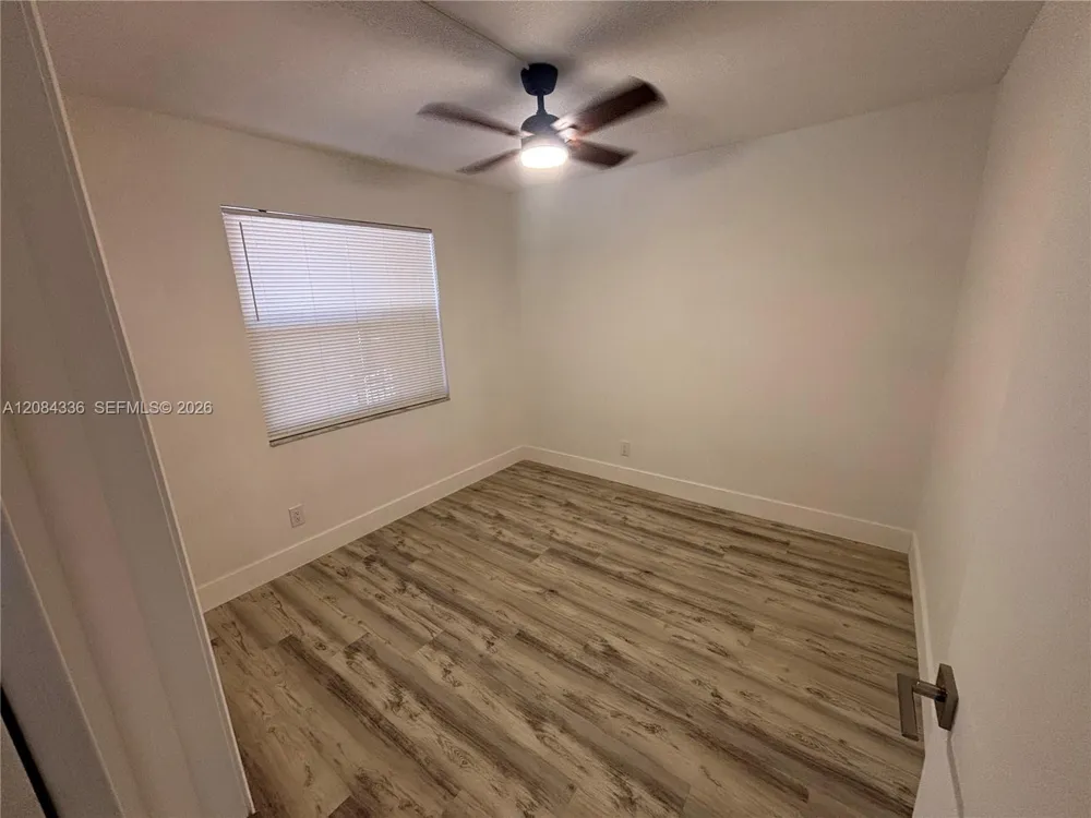 10304 Sunrise Lakes Blvd #209 Sunrise, FL 33322
