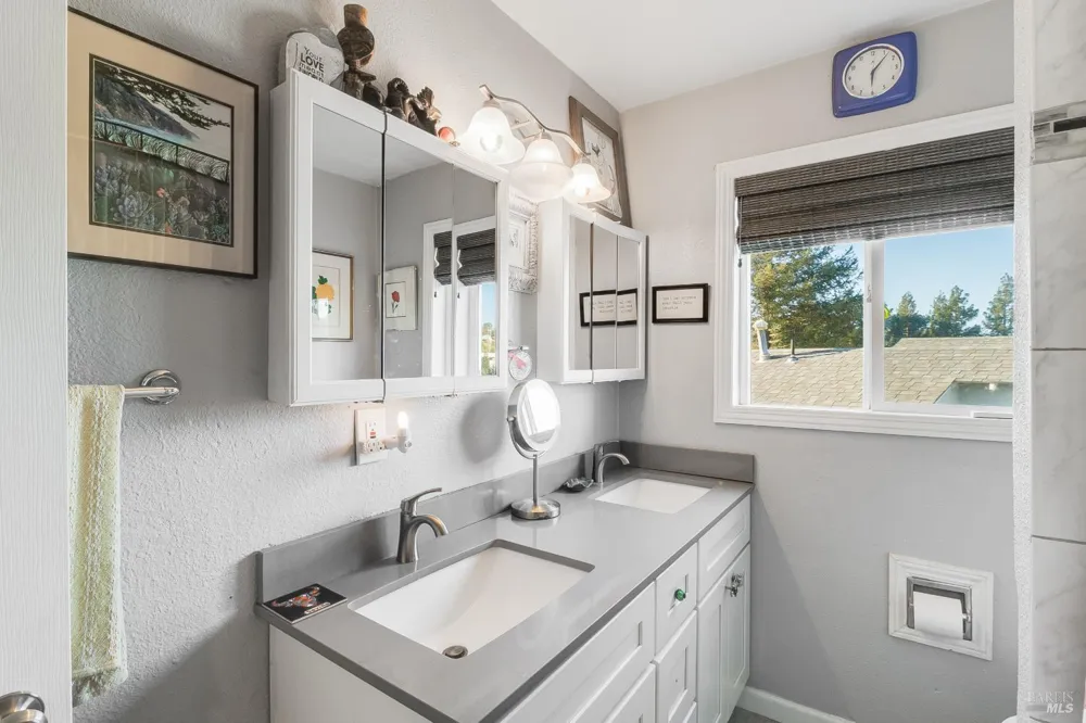 137 Hermosa Avenue Vallejo, CA 94589