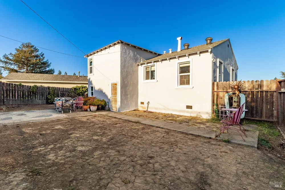 137 Hermosa Avenue Vallejo, CA 94589