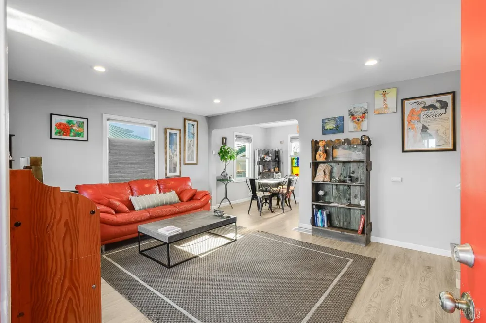 137 Hermosa Avenue Vallejo, CA 94589