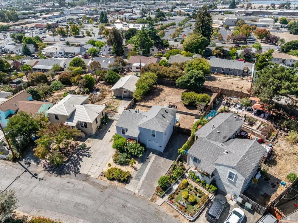 137 Hermosa Avenue Vallejo, CA 94589