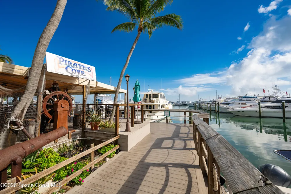 617 Front Street #C-21 Week 22 Key West, FL 33040