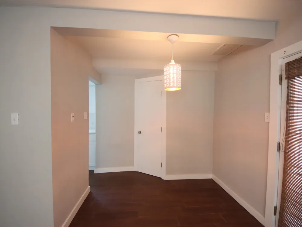 1600 West Avenue #21 Austin, TX 78701