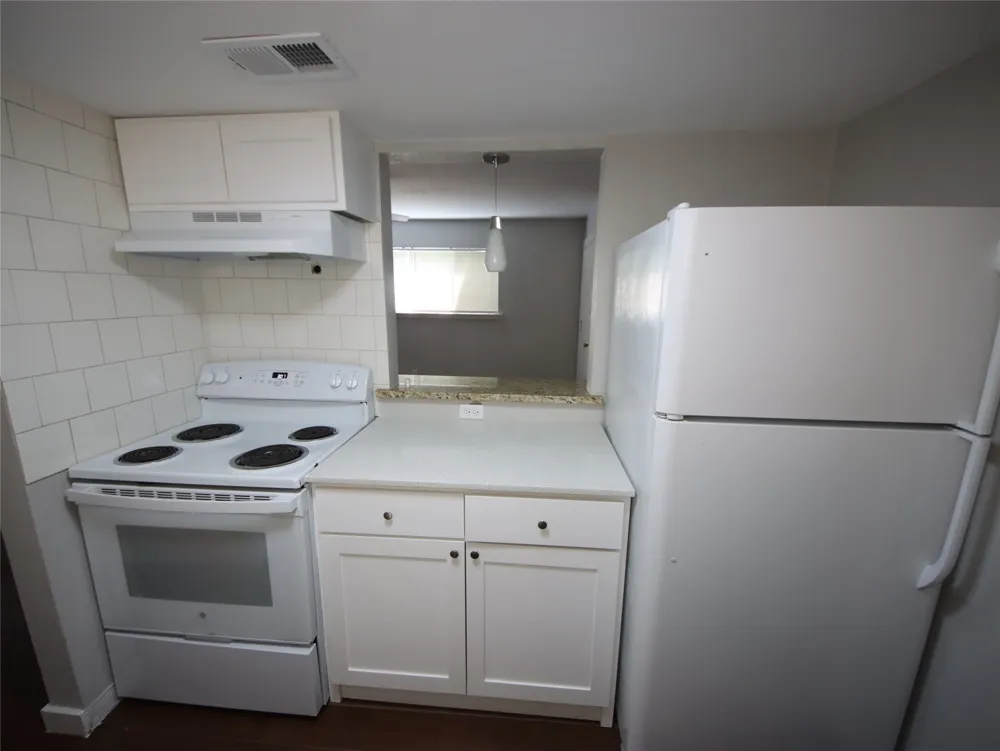 1600 West Avenue #21 Austin, TX 78701