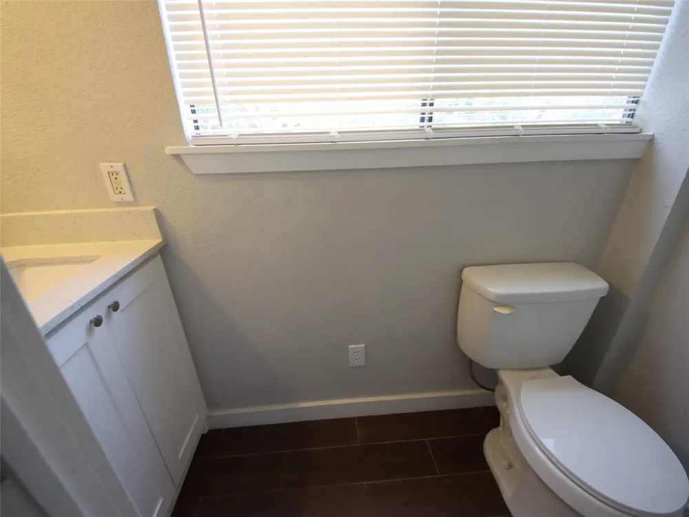 1600 West Avenue #21 Austin, TX 78701
