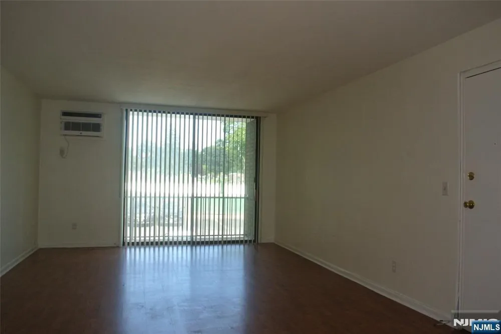 470 Liberty Street 202A Little Ferry, NJ 07643