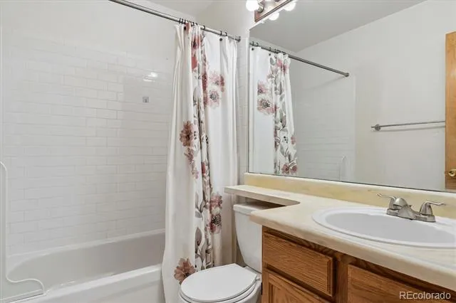 5781 S Bahama Circle Aurora, CO 80015