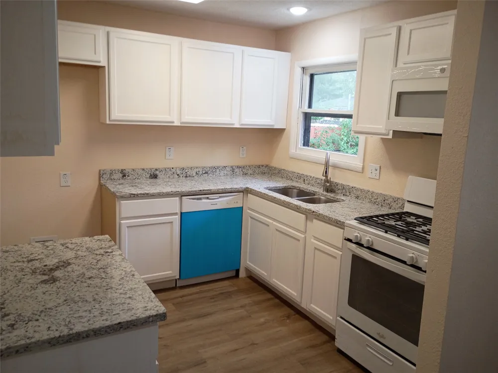 702 Jonathan Lane Arlington, TX 76010