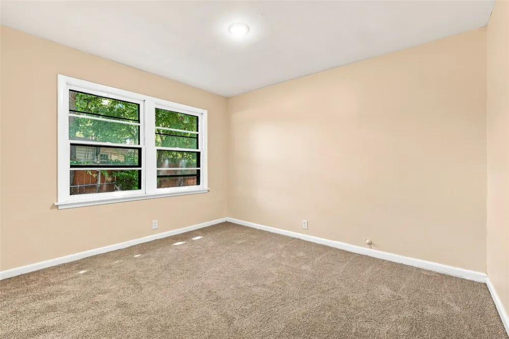 702 Jonathan Lane Arlington, TX 76010