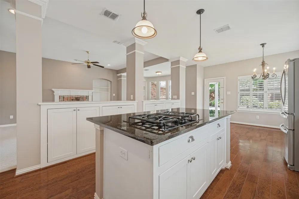 850 KINGS VIEW DRIVE Prosper, TX 75078