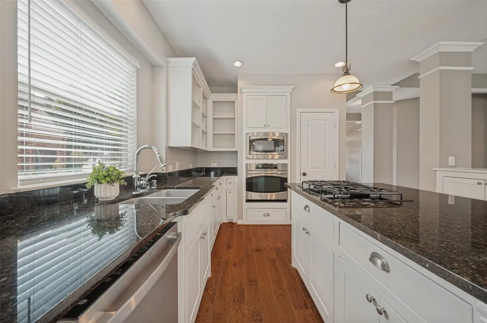 850 KINGS VIEW DRIVE Prosper, TX 75078